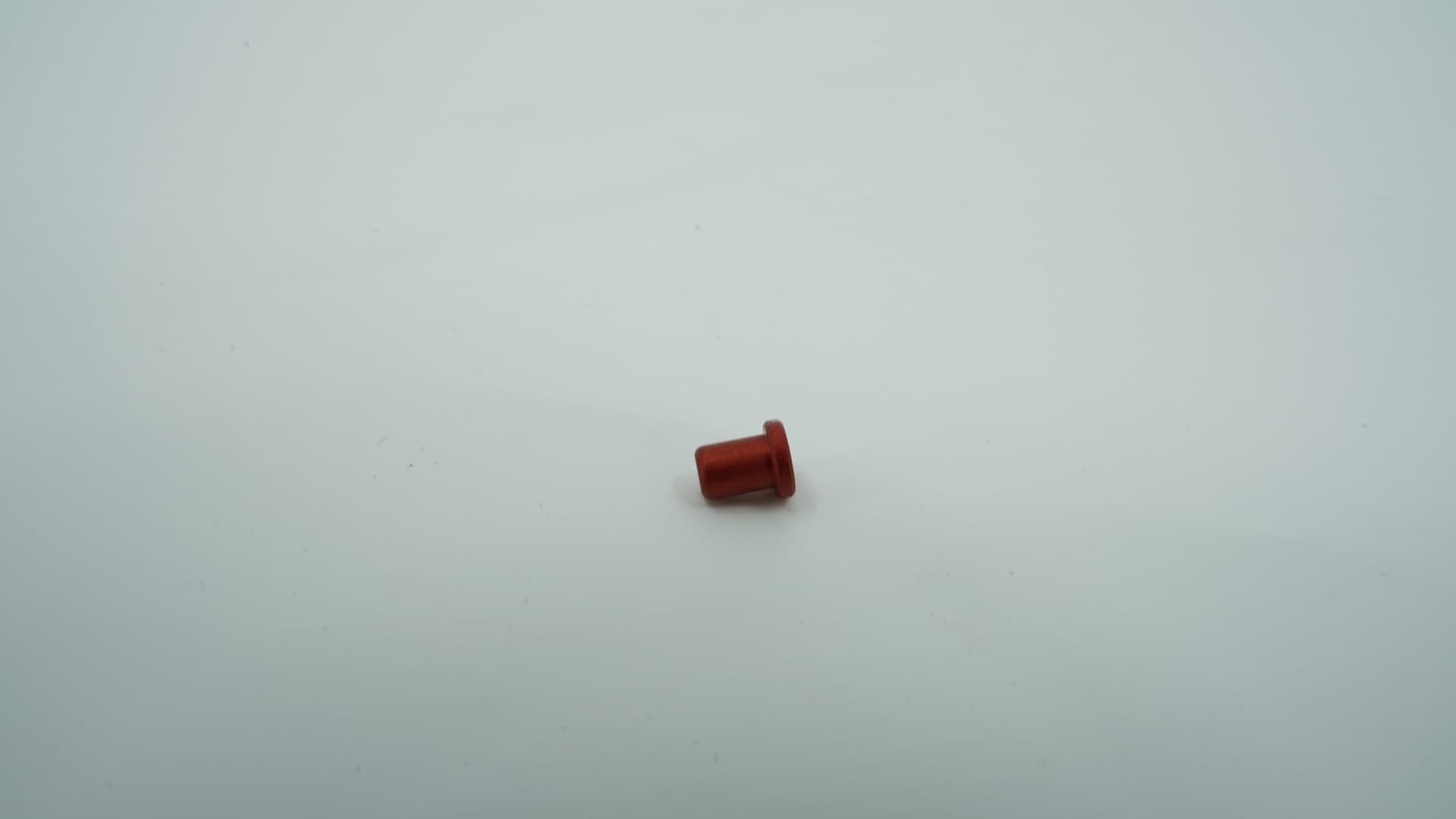 Kırmızı anodize edilmiş titanyum bileşen